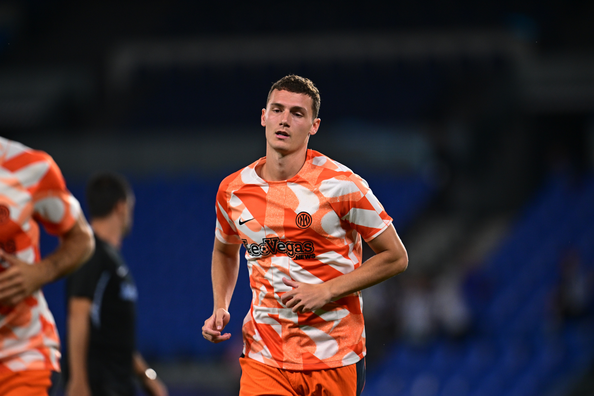 凯里欧文绝杀库里