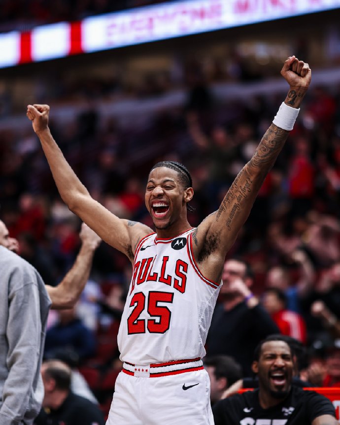 亚特兰大和科莫补赛时间